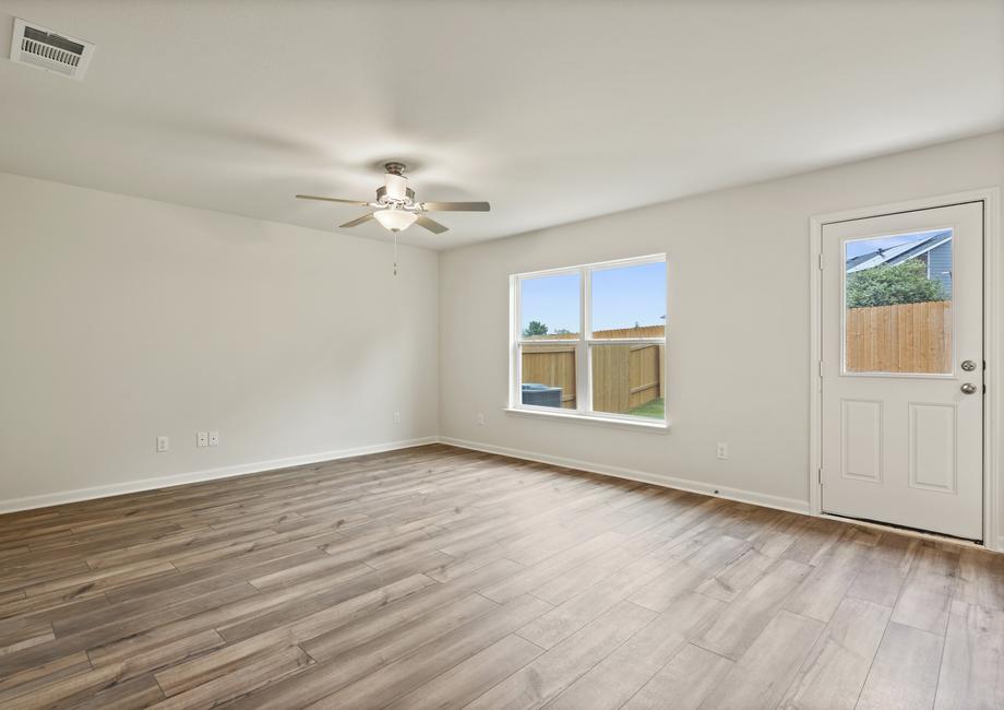 The family room of the Rio Grande has plenty of space and lots of natural light.