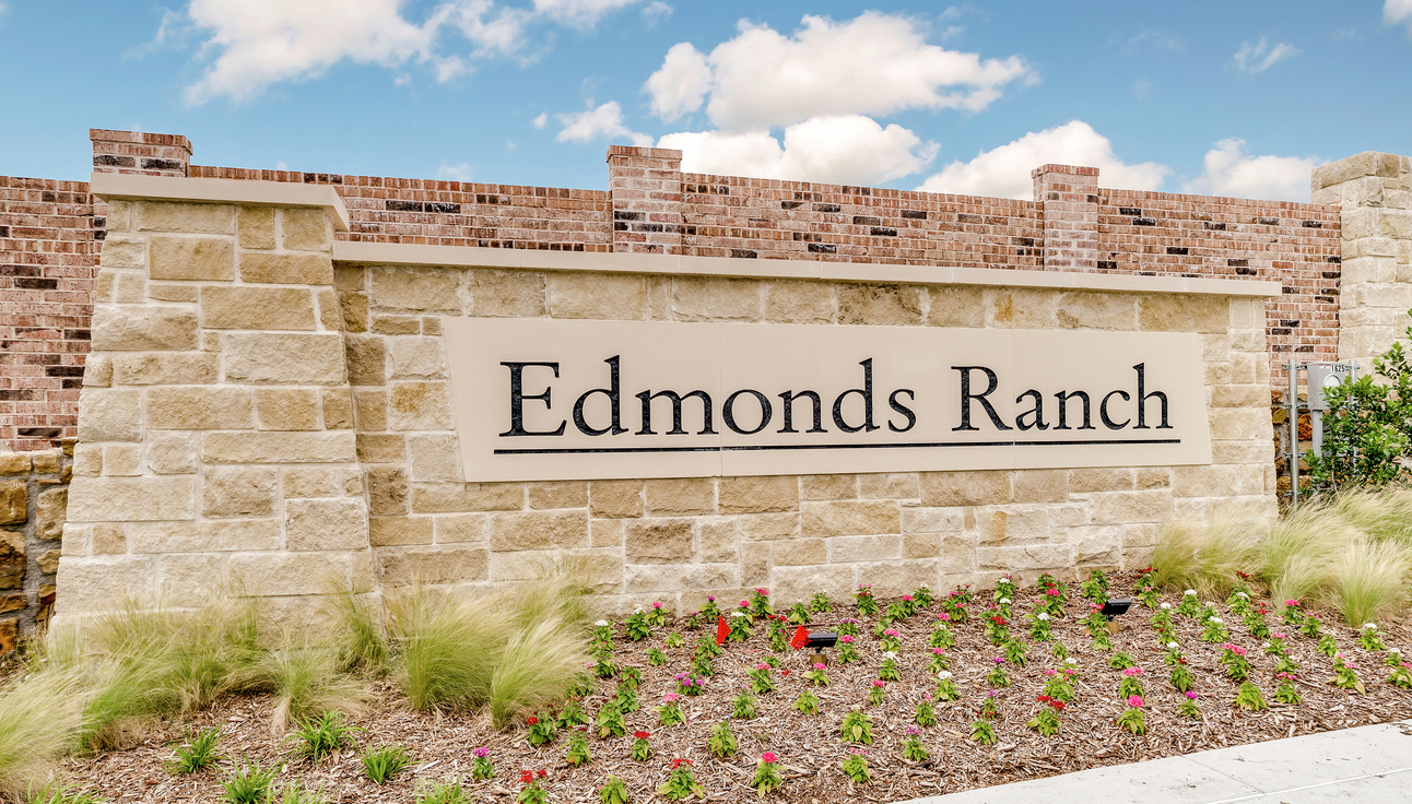 Edmonds Ranch stone monument 