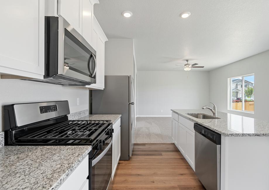 The kitchen of the Platte has energy-efficient appliances.