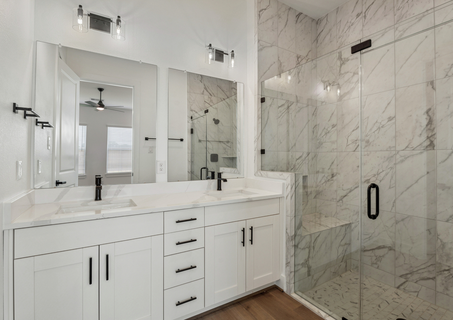 Spa-like masterbath.