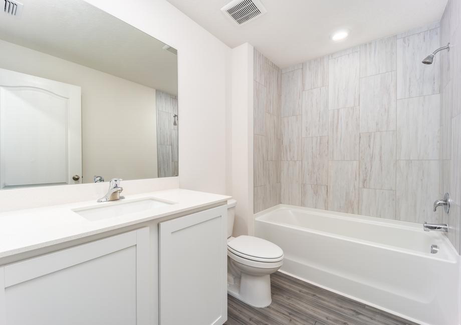 Large second bathroom with lots of space