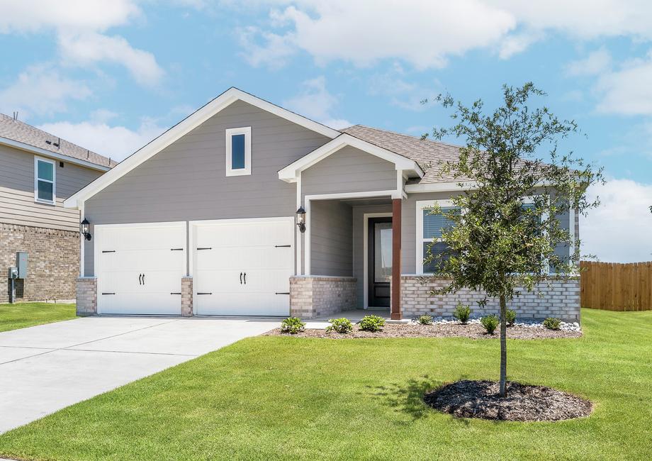 The Blanco is a gorgeous one-story floor plan with beautiful brick detailing.