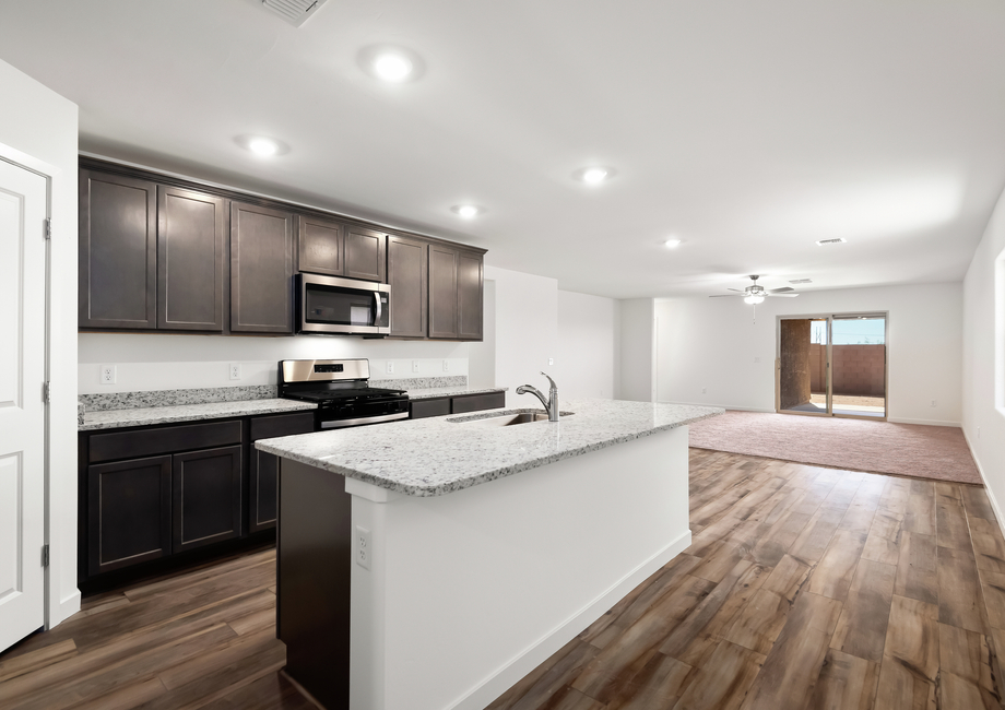 Enjoy a quick meal at the breakfast bar.