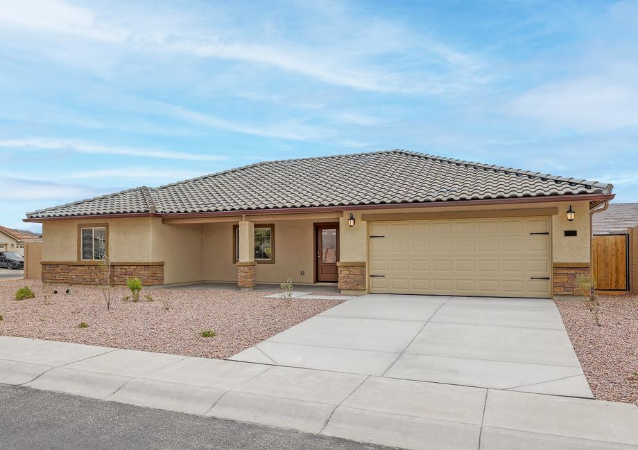 Luna Home for Sale at Countrywalk Estates in Casa Grande, Arizona by LGI Homes