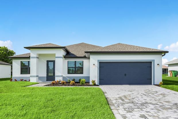 Welcome home to the Siesta Key.