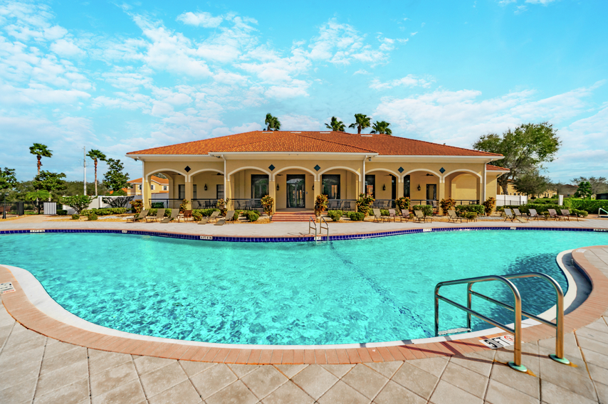 Noah Estates at Tuscany Preserve Pool