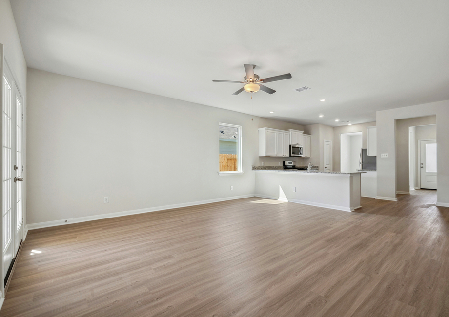 Exceptional family room and adjoining kitchen 