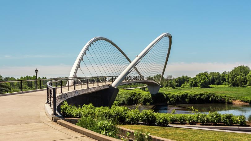 Pedestrian Peter Courtney Minto Island Bridge in the Riverfront City Park in Salem, Oregon, USA, over Willamette River