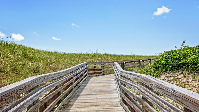 Southeast_New South Bridge_Oak Island_001.jpg