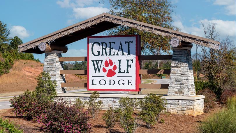 The entrance of Great Wolf Lodge Water Park & Resort in LaGrange, GA